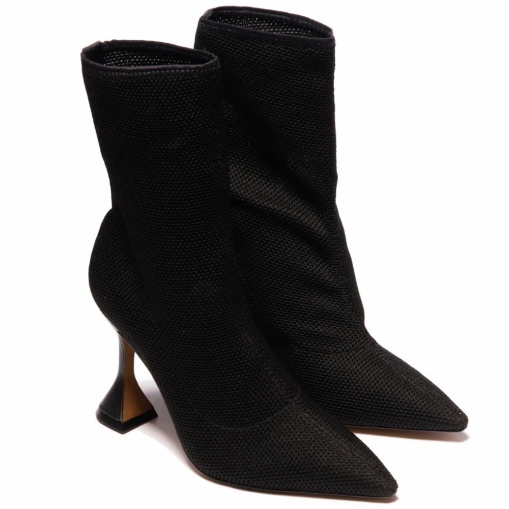 L’INTERVILLE Sock Botties NWT